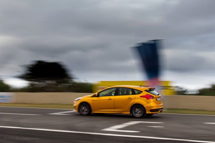 Ford Focus ST Stealth 11