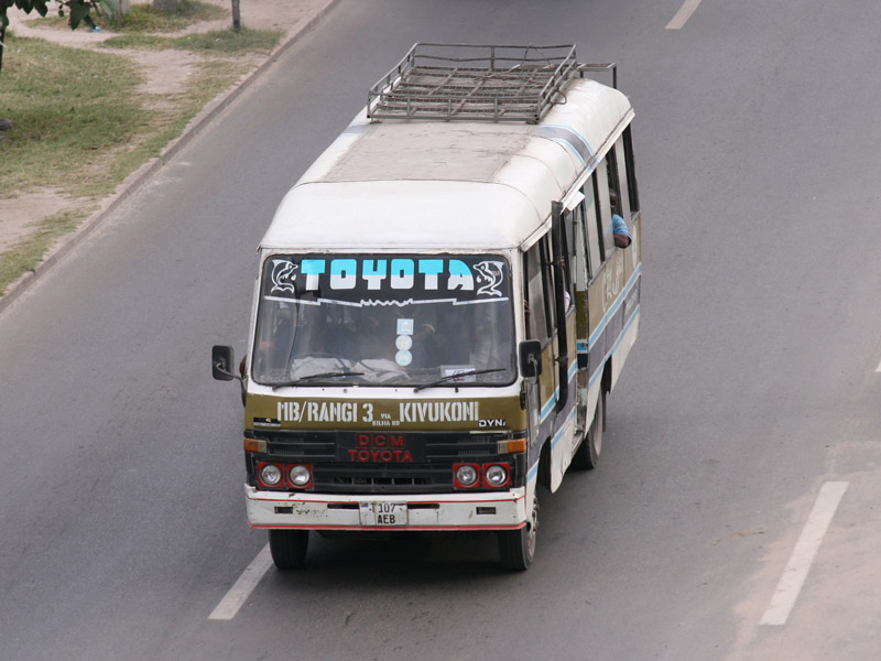 costa-rica-bus